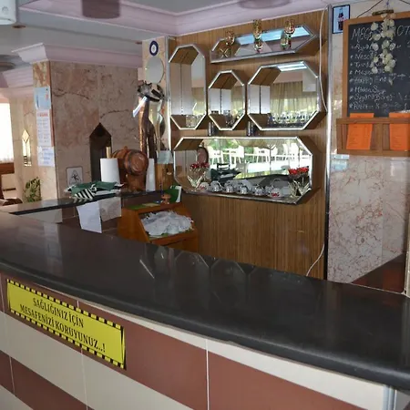 Megas Hotel