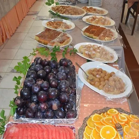 Megas Hotel Ayvalik