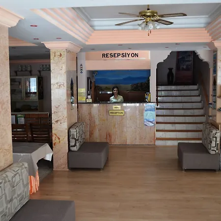 Hotel Megas