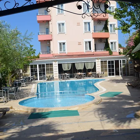 Megas Hotel Ayvalik