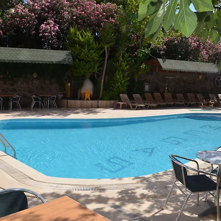 Megas 3* Ayvalik