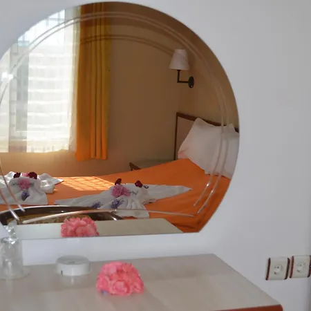 Hotel Megas