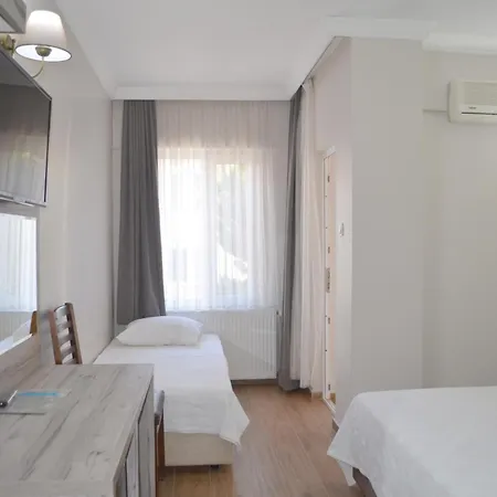 Megas Hotel Ayvalı